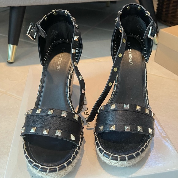 Marc Fisher Shoes - Practically new Marc Fisher wedges